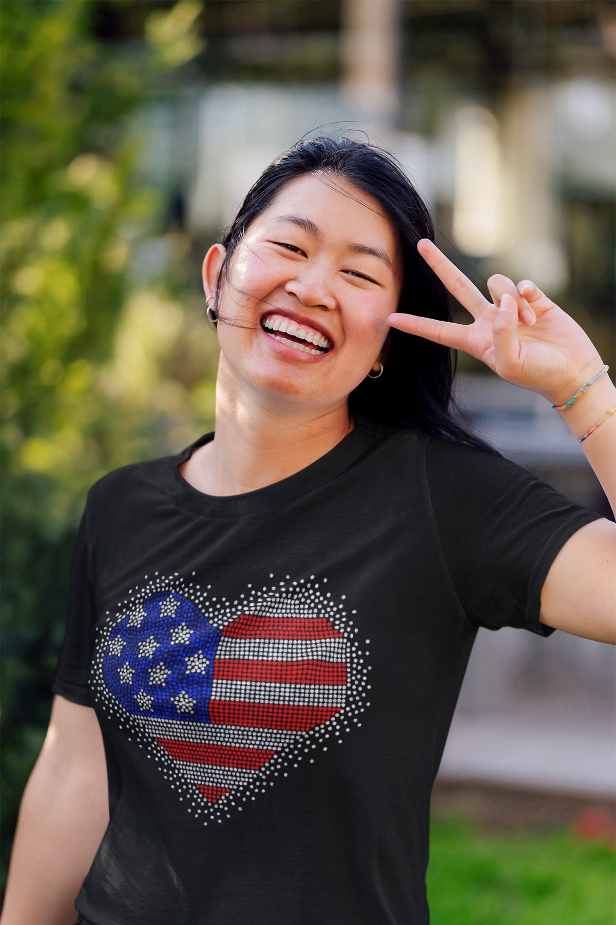Heart Flag Rhinestone T-shirt; holidays; United States, US, USA; Design FLAG-1