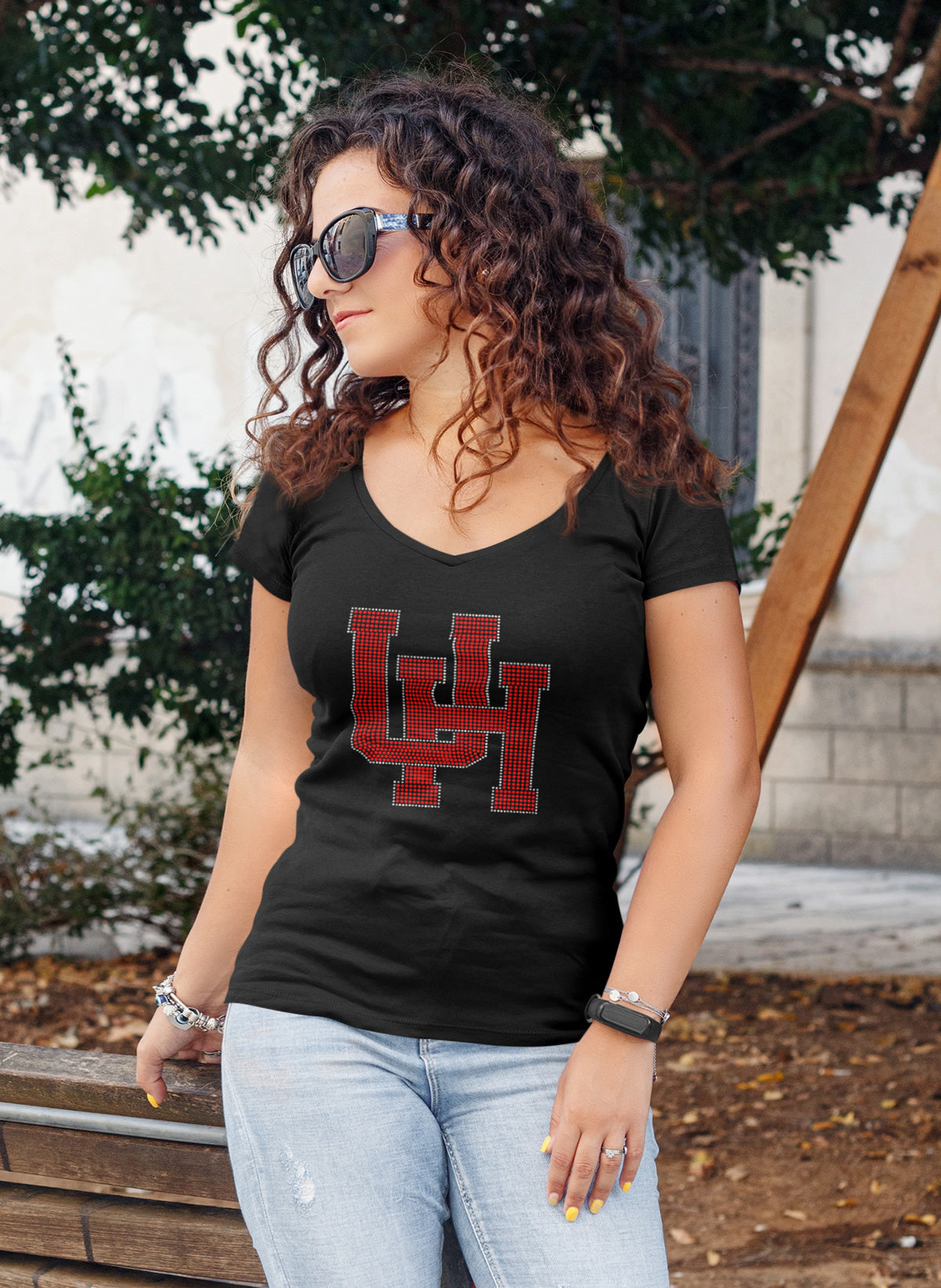 University of Houston Rhinestone T-shirt; Cougars; Design-UH1
