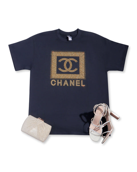 CHANELテーシャツ Chanel 2019 White Mesh Embroidered Colorful Interlocking CC